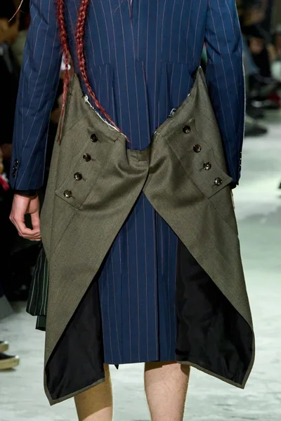 Look 33